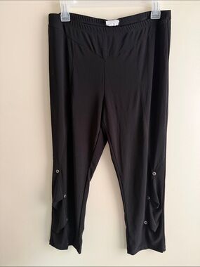 Bali Black Pull-On Capri Pants with Button Accent